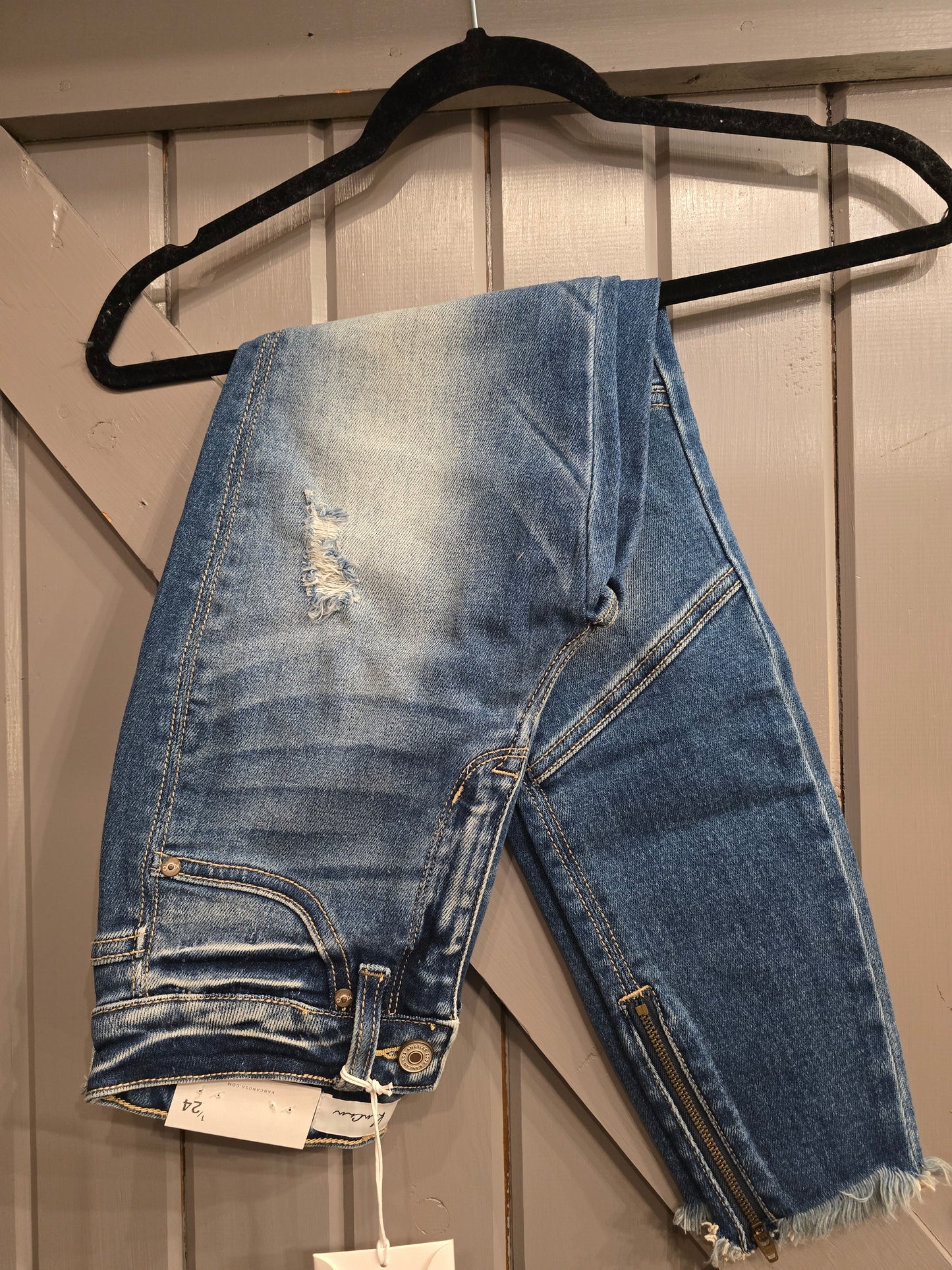 KanCan Jeans Washed Leg Zip