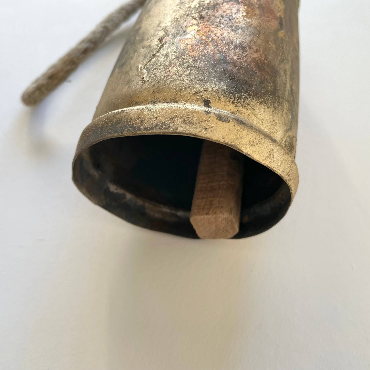 6 1/2" Brass Finish Bell Wood Striker